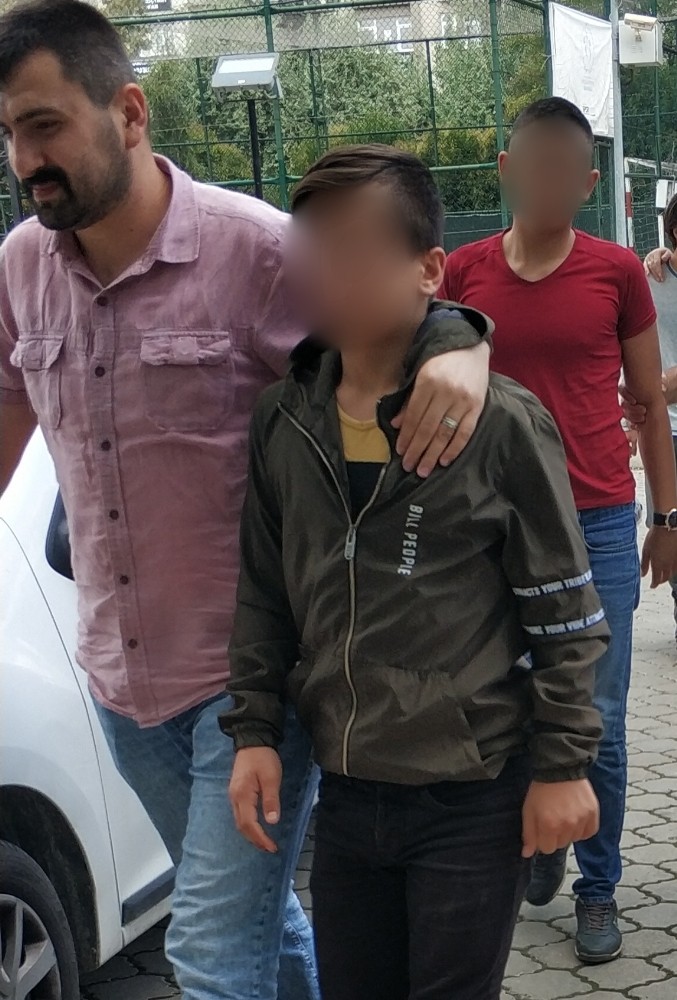 Bıçakla yaralamadan 2 çocuk gözaltında 