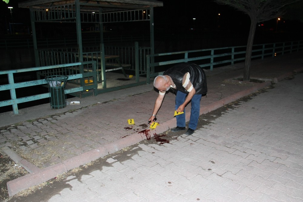 Bıçaklama olayına karıştığı iddia edilen 2 şüpheli serbest bırakıldı 