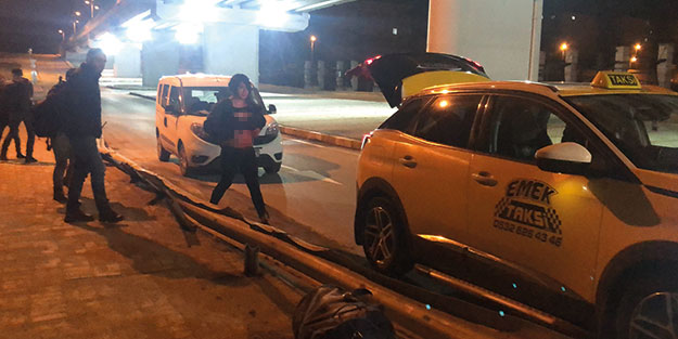 Bıçaklı travestiler dehşet saçtı!