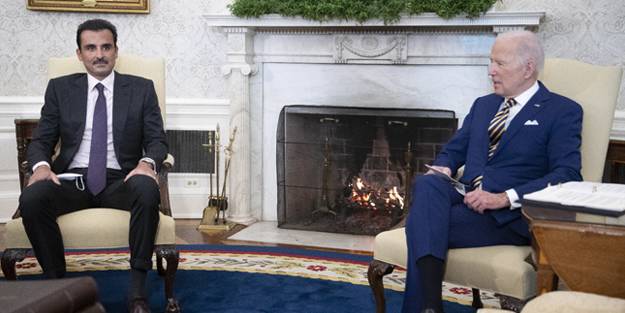 Biden ile Katar Emiri Beyaz Saray'da bir araya geldi