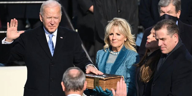 Biden Papa'nın ziyaretini öve öve bitiremedi