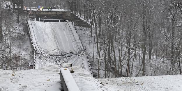 Biden ziyaret edecekti! Pensilvanya'daki köprü çöktü: Yaralılar var