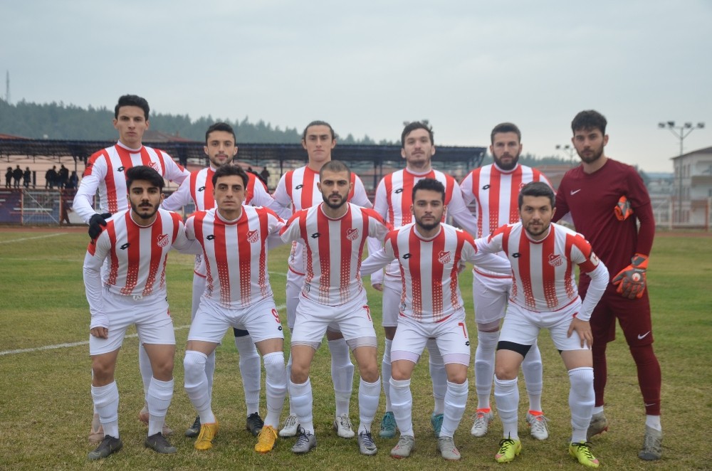 Bilecik derbisinin kazanını Bilecikspor oldu 