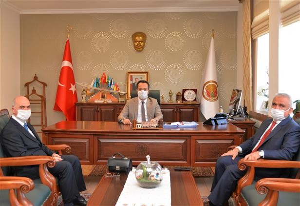 Bilecik Müftüsü Ali Erhun’dan Vali Bilal Şentürk’e ziyaret 