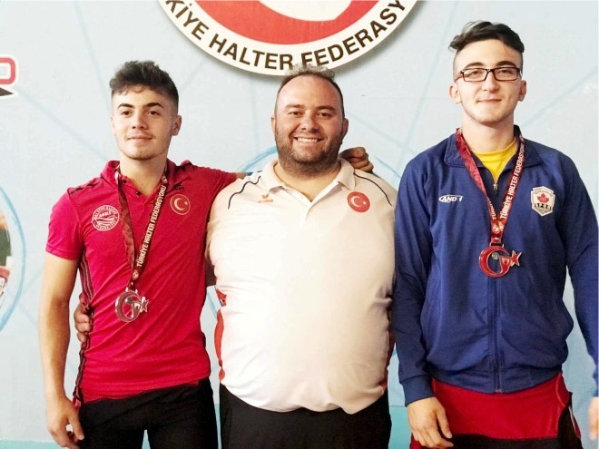 Bilecikli halterciler Milli Takıma davet edildi 