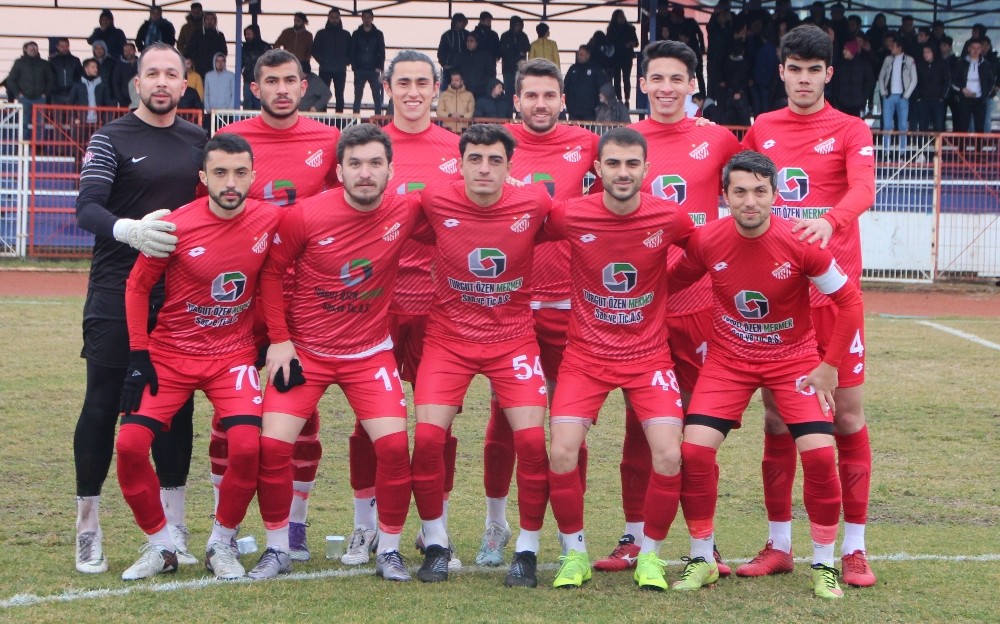 Bilecikspor, 3 puanı 3 golle aldı 