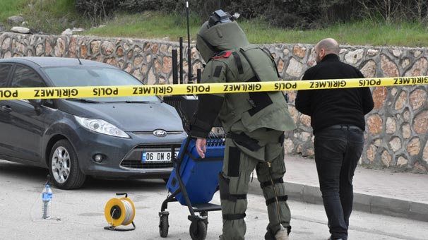 Bilecik'te çöp konteynırı içinden saat sesi geliyor ihbarı polisi alarma geçirdi