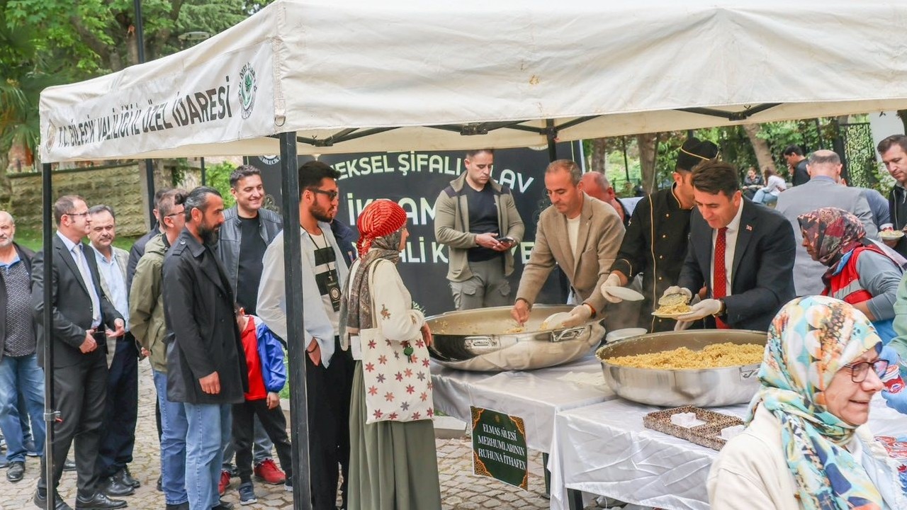 Bilecik’te Cuma geleneği sürdürülüyor