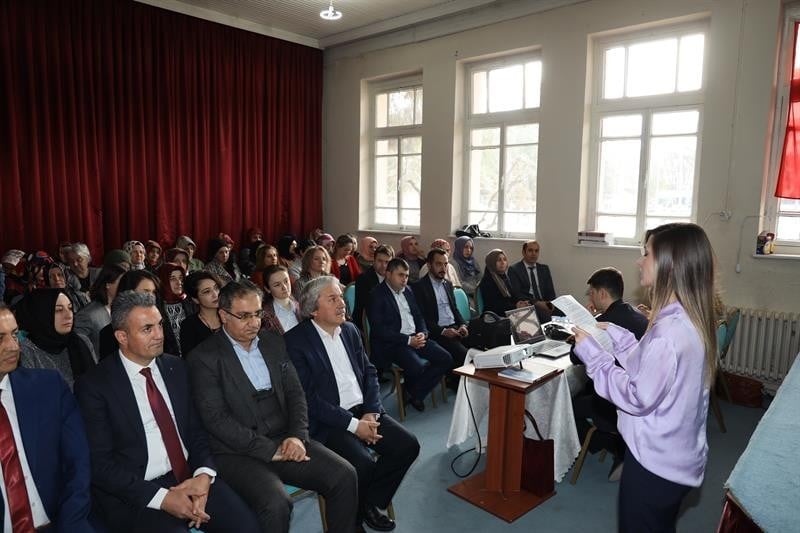 Bilecik’te “Girişimci Kadın Kooperatiflerinin Güçlendirilmesi” eğitim toplantısı düzenlendi 