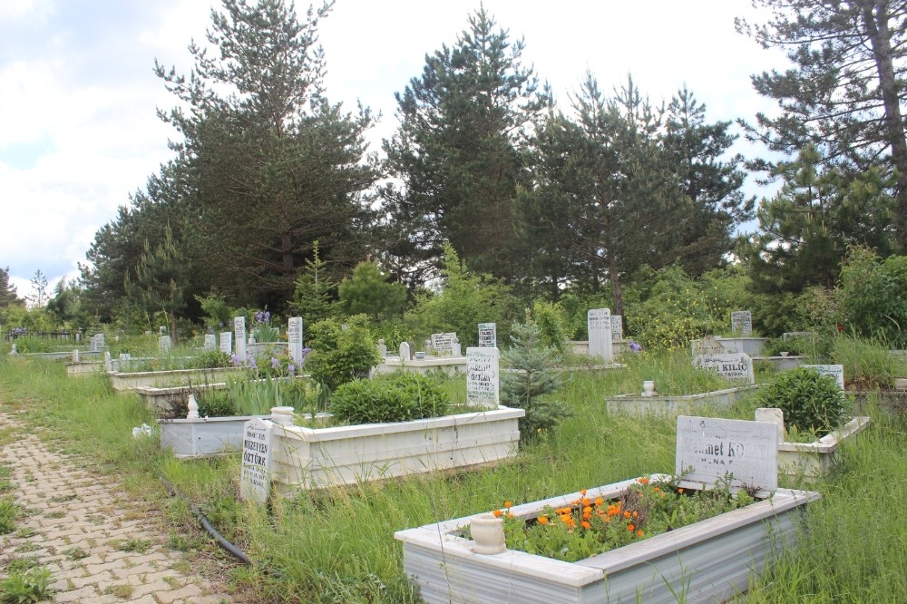 Bilecik’te kabristanlar boş kaldı 