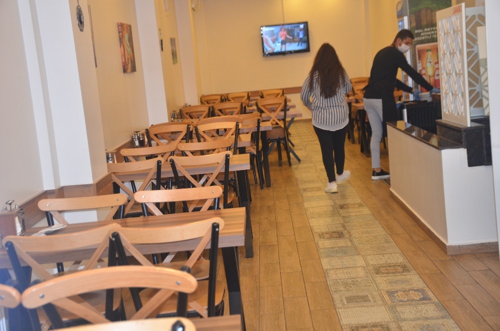 Bilecik’te lokantalar fazla ilgi olmadı 
