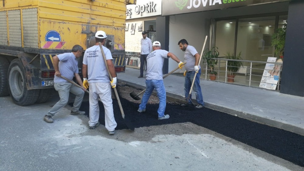 Bilecik’te sel suları ile bozulan yollar yapılıyor 