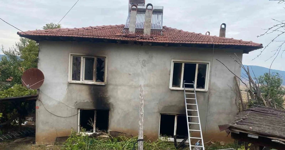 Bilecik'te sobadan çıktığı değerlendirilen yangında baba ile kızı hayatını kaybetti