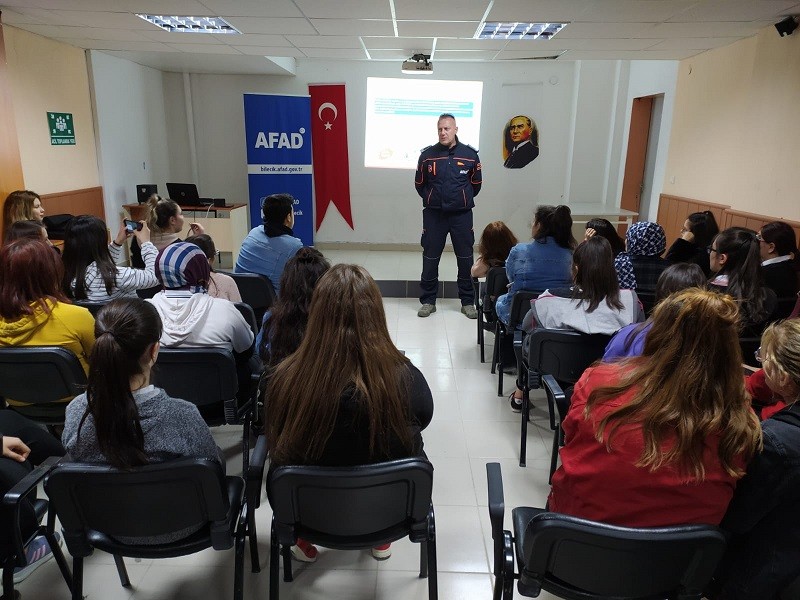 Bilecik’te Temel Afet Bilinci ve Yangın Farkındalık Eğitimi verildi 
