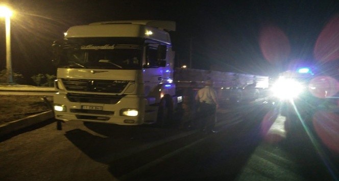 Bilecik’te TIR ile motosiklet çarpıştı: 2 kişi yaralandı