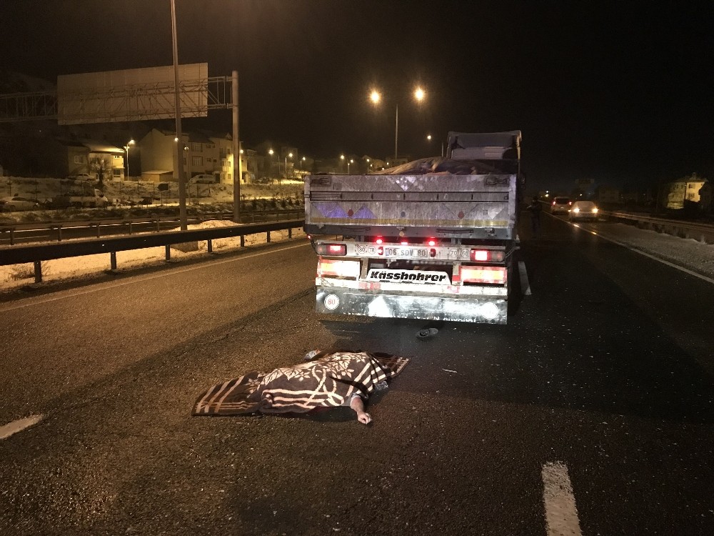 Bilecik’te tırın çarptığı genç kadın hayatını kaybetti 