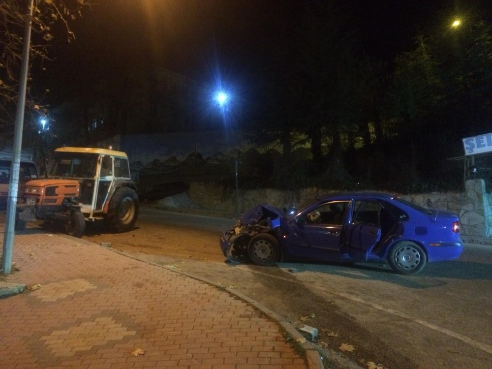 Bilecik’te trafik kazası; 3 kişi yaralandı 