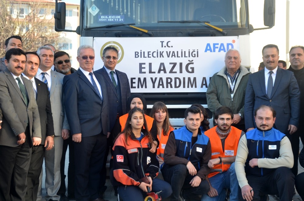 Bilecik’ten Elazığ’a depremzedeler için yardım tırı uğurlandı 