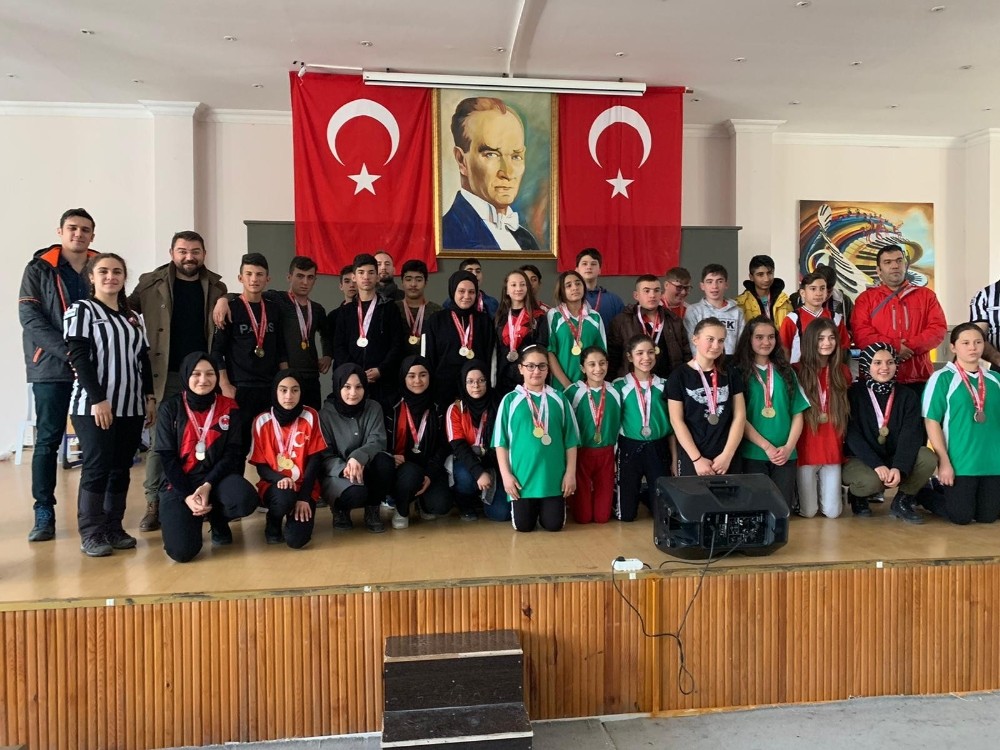 Bilek Güreşi Grup Müsabakalar Isparta’da 
