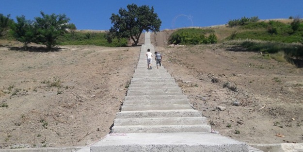 Bilene altın hediye edilecek