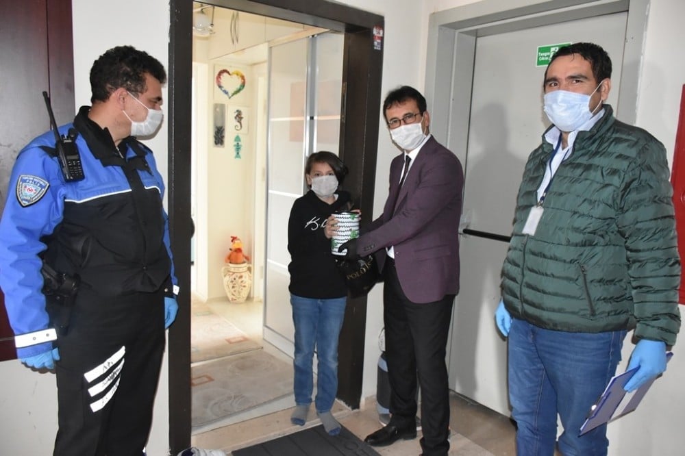 Bilgisayar parasını ‘Biz Bize Yeteriz Türkiyem’ kampanyasına bağışladı 
