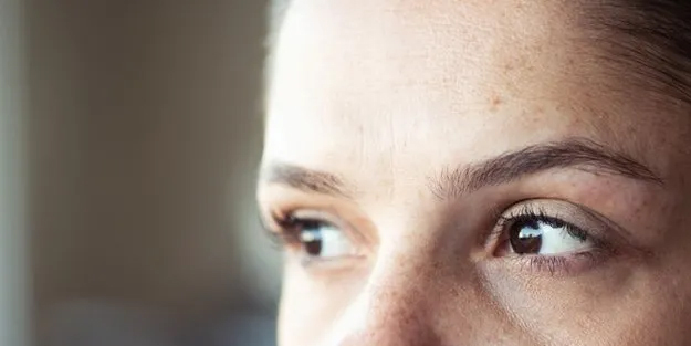 Bilim insanları: Erkekler 'makyajsız' kadınlara ilgi duyuyor! Kadınlar için ezber bozan çalışma: Kötü yaygınlaşıyor