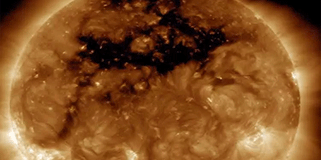 Bilim insanlarından gizemli keşif! Güneşten 10 bin kat daha büyük!