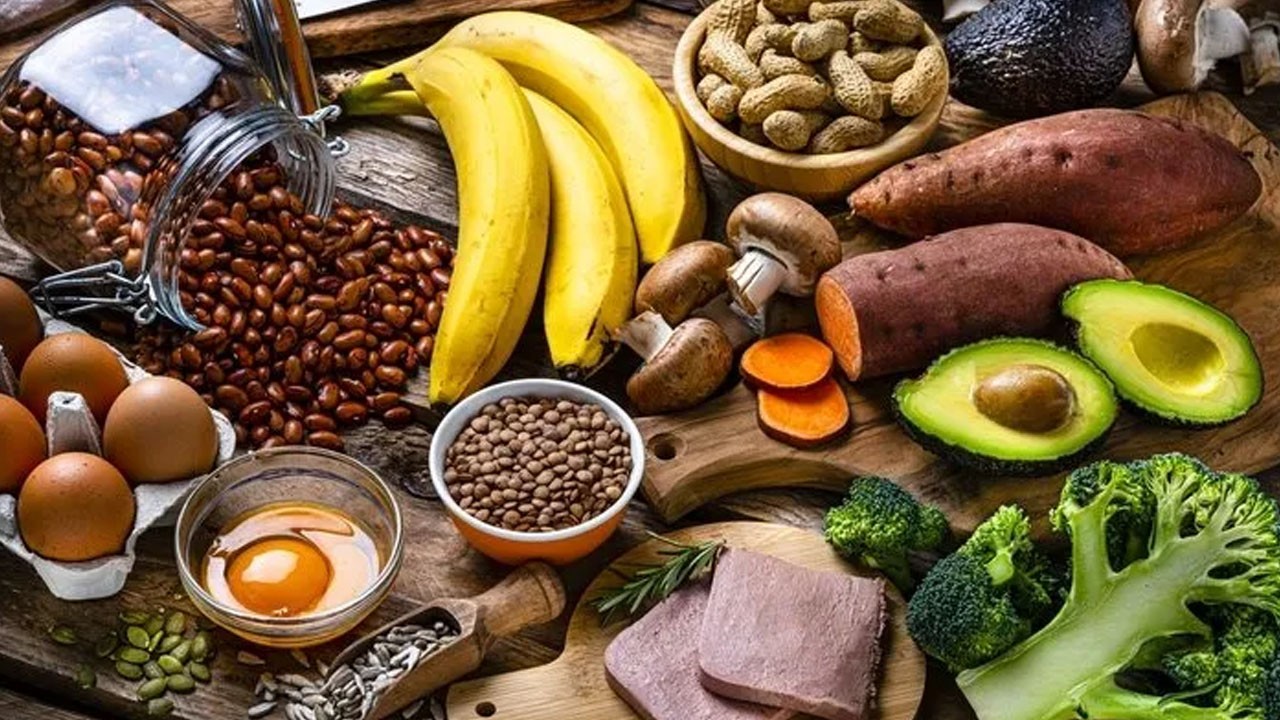  Bilim insanlarından inanılmaz keşif: Her yudumu ömrünüzden 12 dakika çalıyor!