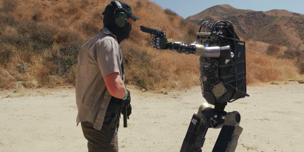 Bilim kurgu değil... Ukrayna’da artık robotlar savaşıyor!