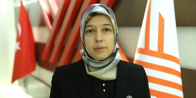 Bilim Kurulu üyesi Dr. Zeliha Koçak Tufan açıkladı: Kirli ellerle yüze dokunmayınız