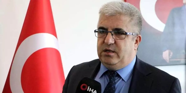 Bilim Kurulu Üyesi İlhami Çelik koronavirüsün vücutta kalma süresini açıkladı