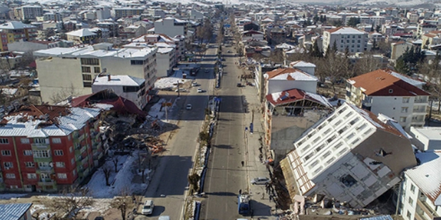 Bilim Kurulu üyesinden afet sonrası 'enfeksiyon' uyarısı! Depremi fırsat bilen bir hastalık mı?