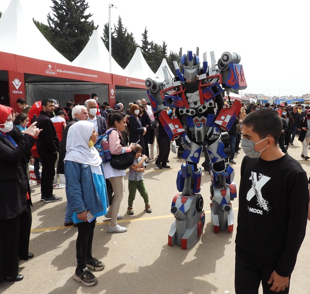 Bilimfest kapılarını açıyor