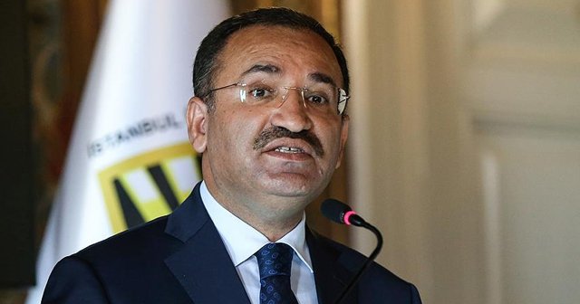 'Bilinçli algı operasyonu yapanları kınıyorum'