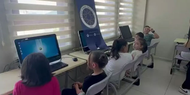 Bilişim Teknolojileri Geri Dönüşüm projesi ile öğrenciler bilgisayarla buluştu