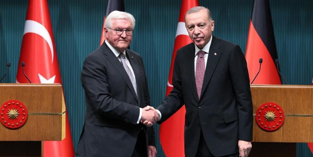 Biliyoruz sizden dost değil post bile olmaz! Steinmeier'in sözleri Alman gazeteyi kudurttu