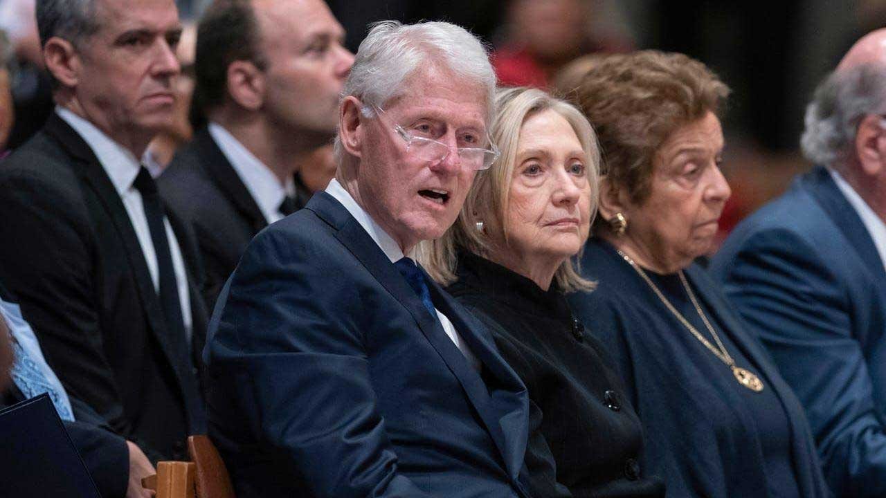 Bill Clinton ve eşine, Epstein soruşturması şoku