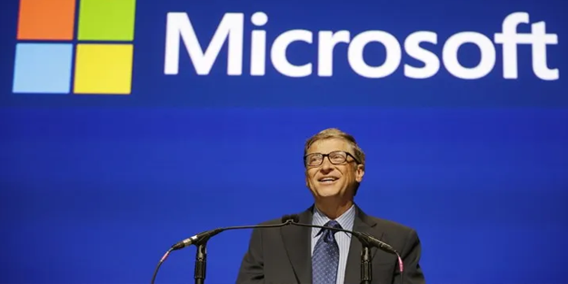 Bill Gates, şirket vasfı olmadan Microsoft'u yönetiyor