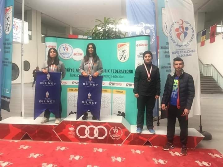 Bilnetli sporcular atıcılıkta önemli başarı yakaladı 