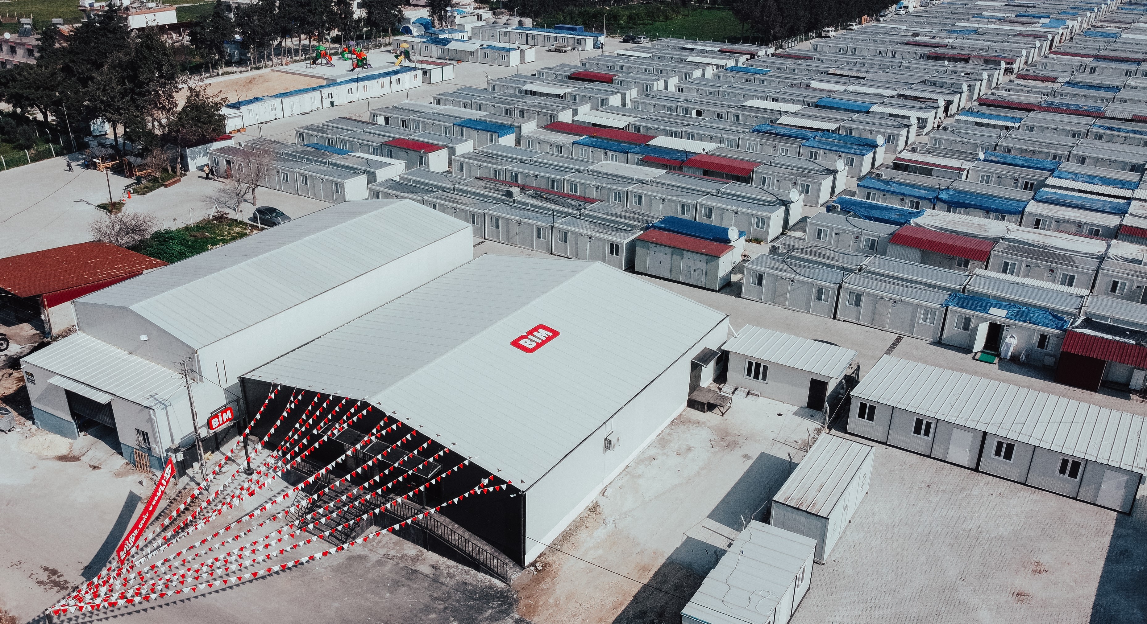 BİM’den deprem bölgesine 21 yeni mağaza!