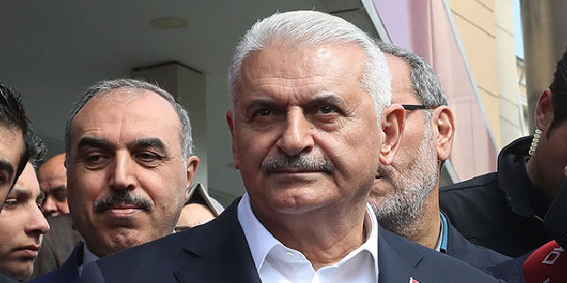 Binali Yıldırım Başakşehir'de konuştu! 