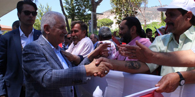 Binali Yıldırım o ilçeye söz verdi! ‘Olmaz’ denen işleri olur hale getirdik