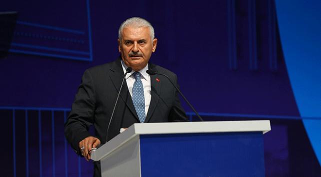 Binali Yıldırım: Siyaset tek ses olarak dayatmalara karşı çıkmıştır