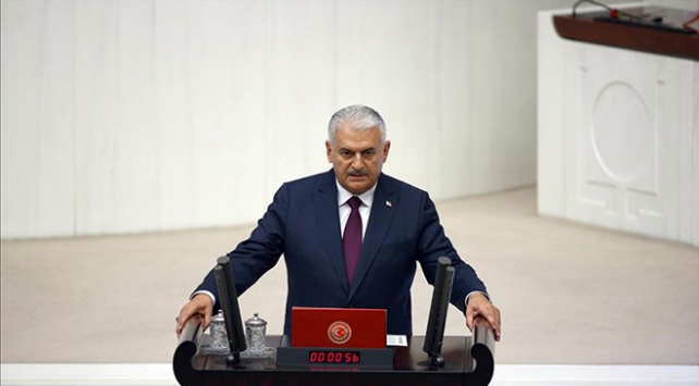 Binali Yıldırım: Yaptırım kararları küresel ekonomik savaşa dönüşüyor