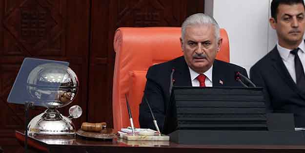 Binali Yıldırım'dan partilere sürpriz davet