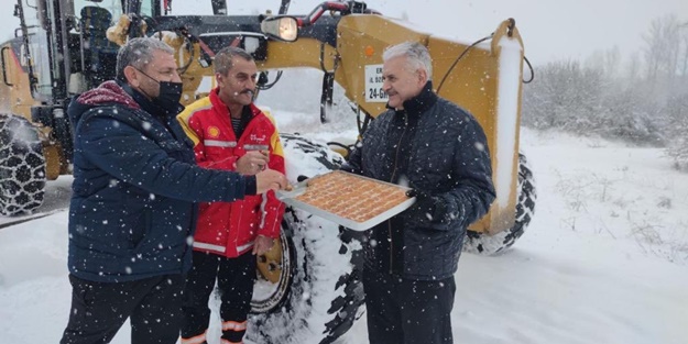 Binali Yıldırım'dan takdir toplayan hareket