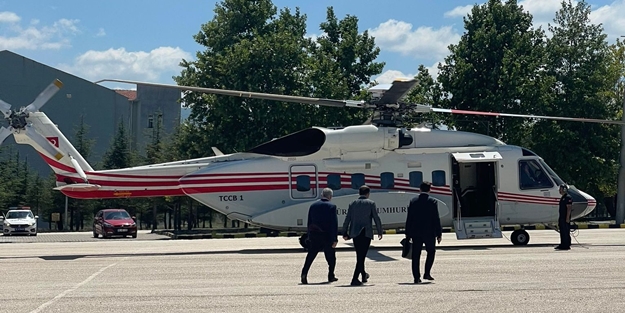 Binali Yıldırım'ı taşıyan helikopter acil iniş yaptı!