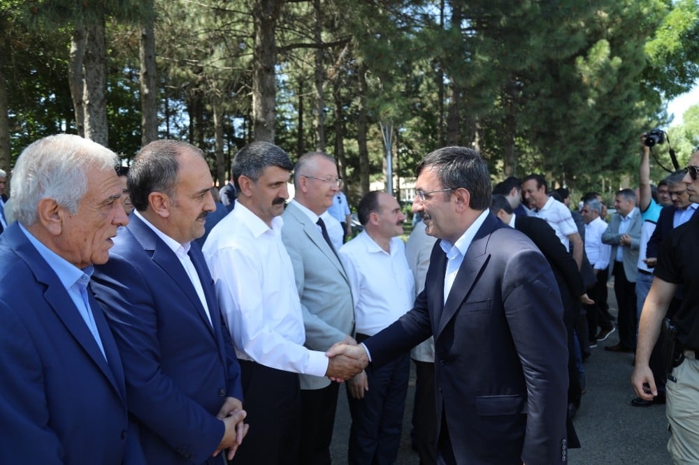 Bingöl’de bayramlaşma programı 