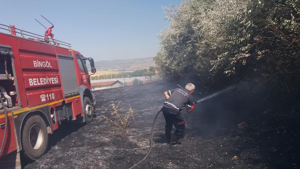 Bingöl’de bahçe yangını 