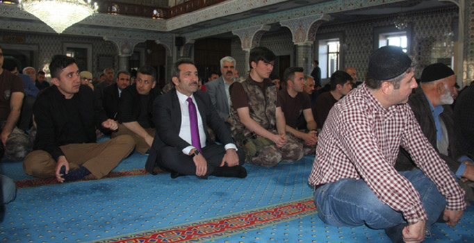 Bingöl’de şehitler için mevlit okutuldu